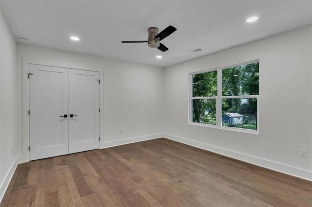 299 Flowers Place NW, Atlanta, GA 30314