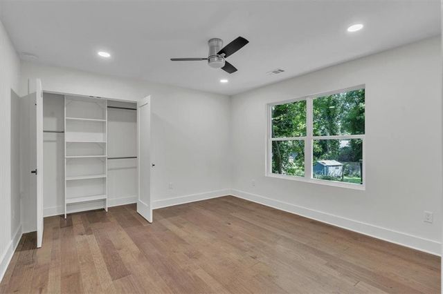 299 Flowers Place NW, Atlanta, GA 30314