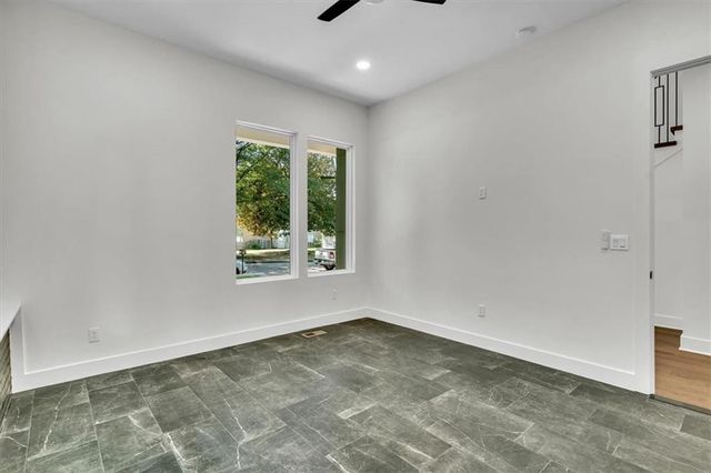 299 Flowers Place NW, Atlanta, GA 30314