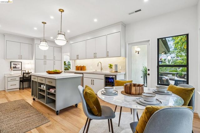 51 Glen Alpine Rd, Piedmont, CA 94611