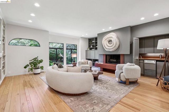 51 Glen Alpine Rd, Piedmont, CA 94611