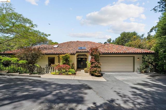 51 Glen Alpine Rd, Piedmont, CA 94611