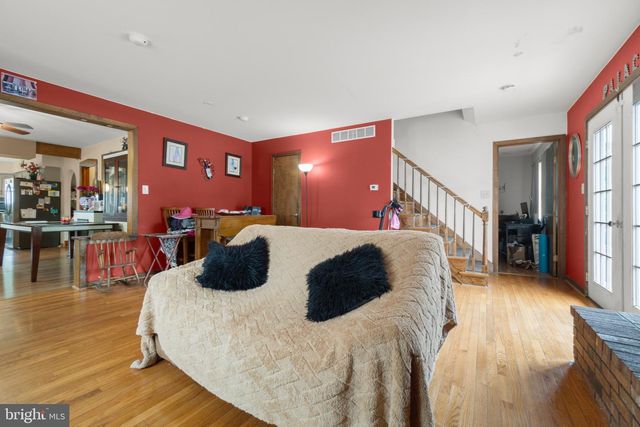 245 MOTT AVE, Burlington, NJ 08016