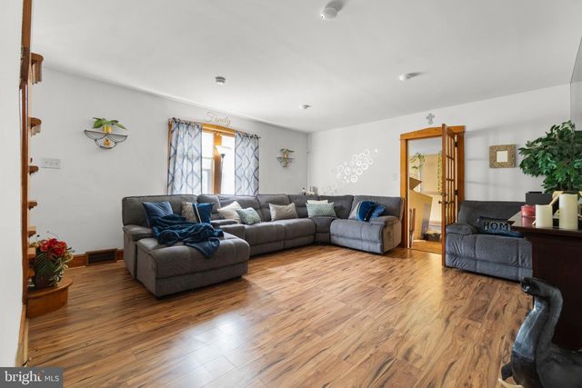 245 MOTT AVE, Burlington, NJ 08016