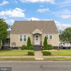 245 MOTT AVE, Burlington, NJ 08016