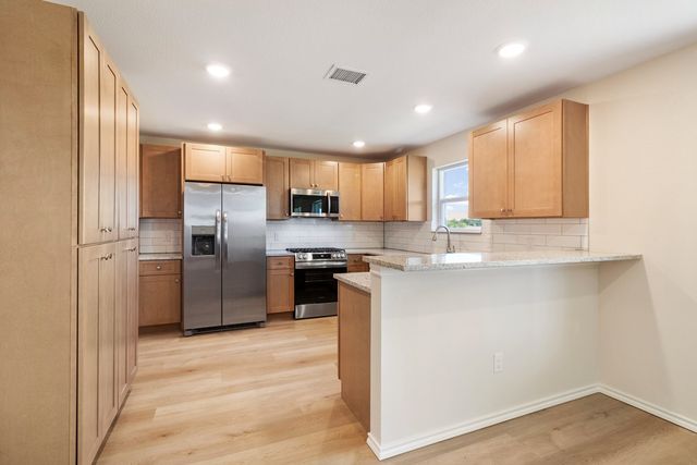 811 Bella Bvd, Coleman, TX 76834