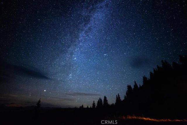 1613 Lassen Way, Pine Mountain Club, CA 93222