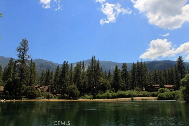 1613 Lassen Way, Pine Mountain Club, CA 93222