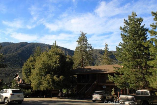1613 Lassen Way, Pine Mountain Club, CA 93222