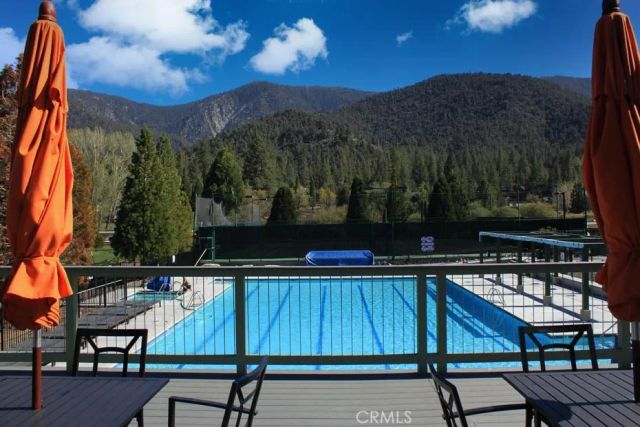 1613 Lassen Way, Pine Mountain Club, CA 93222