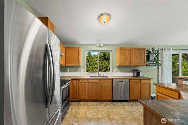 600 E Probert Road, Shelton, WA 98584