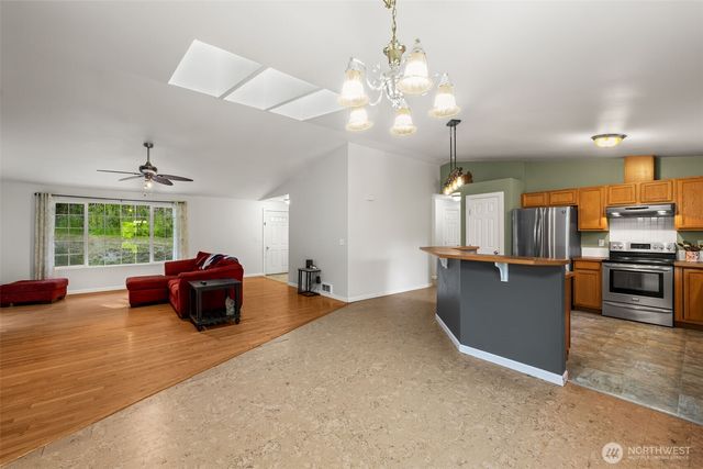600 E Probert Road, Shelton, WA 98584
