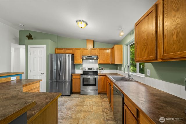 600 E Probert Road, Shelton, WA 98584