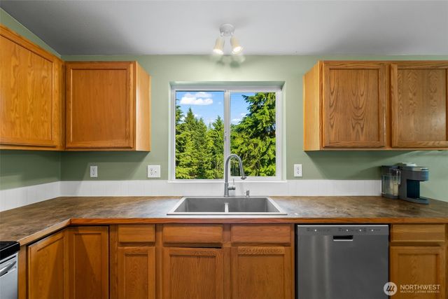 600 E Probert Road, Shelton, WA 98584