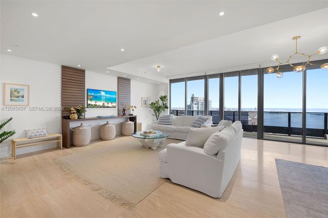 1000 Brickell Plz PH5403, Miami, FL 33131
