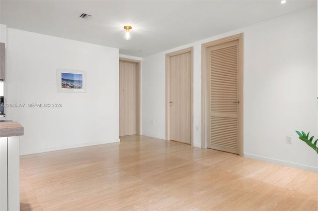 1000 Brickell Plz PH5403, Miami, FL 33131