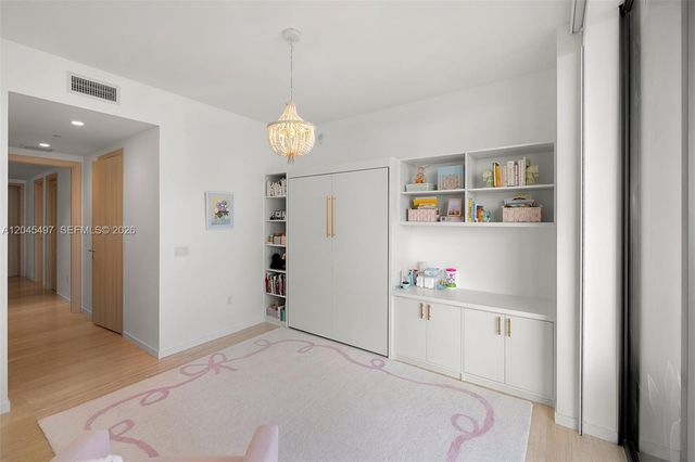 1000 Brickell Plz PH5403, Miami, FL 33131