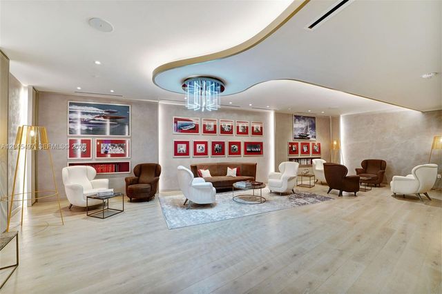 1000 Brickell Plz PH5403, Miami, FL 33131