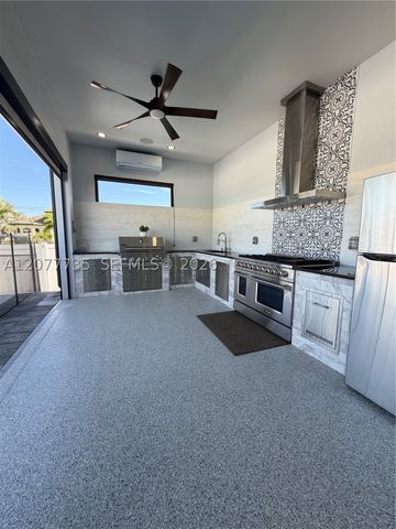 910 NW 38th AVE, Cape Coral, FL 33993