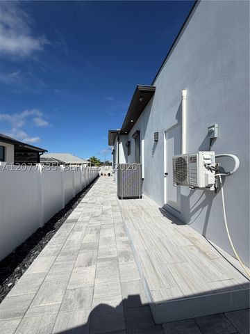 910 NW 38th AVE, Cape Coral, FL 33993