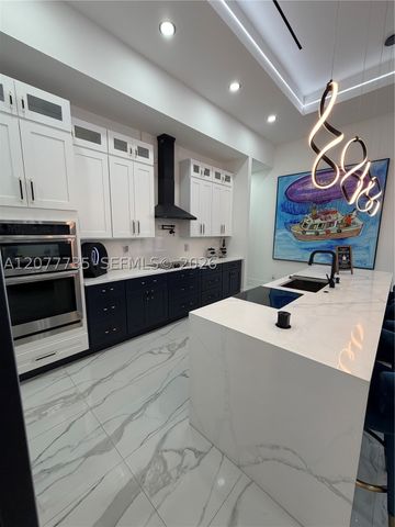 910 NW 38th AVE, Cape Coral, FL 33993