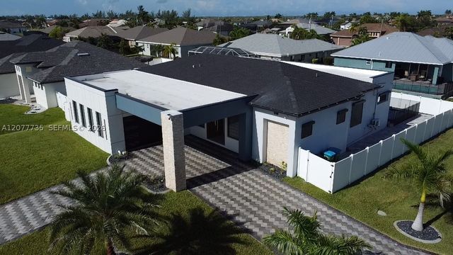 910 NW 38th AVE, Cape Coral, FL 33993