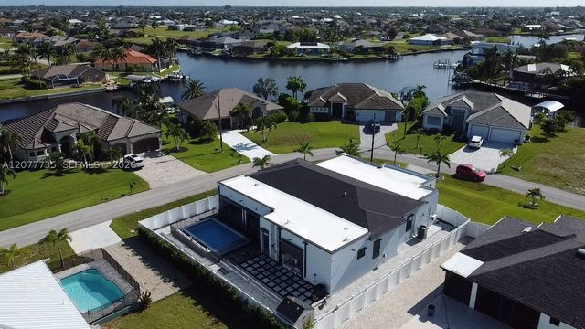 910 NW 38th AVE, Cape Coral, FL 33993