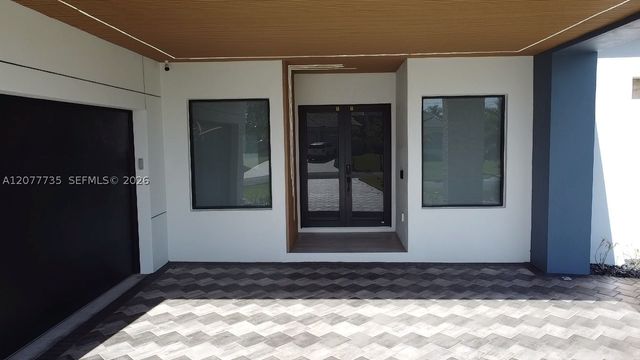 910 NW 38th AVE, Cape Coral, FL 33993