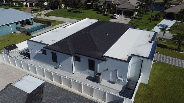 910 NW 38th AVE, Cape Coral, FL 33993