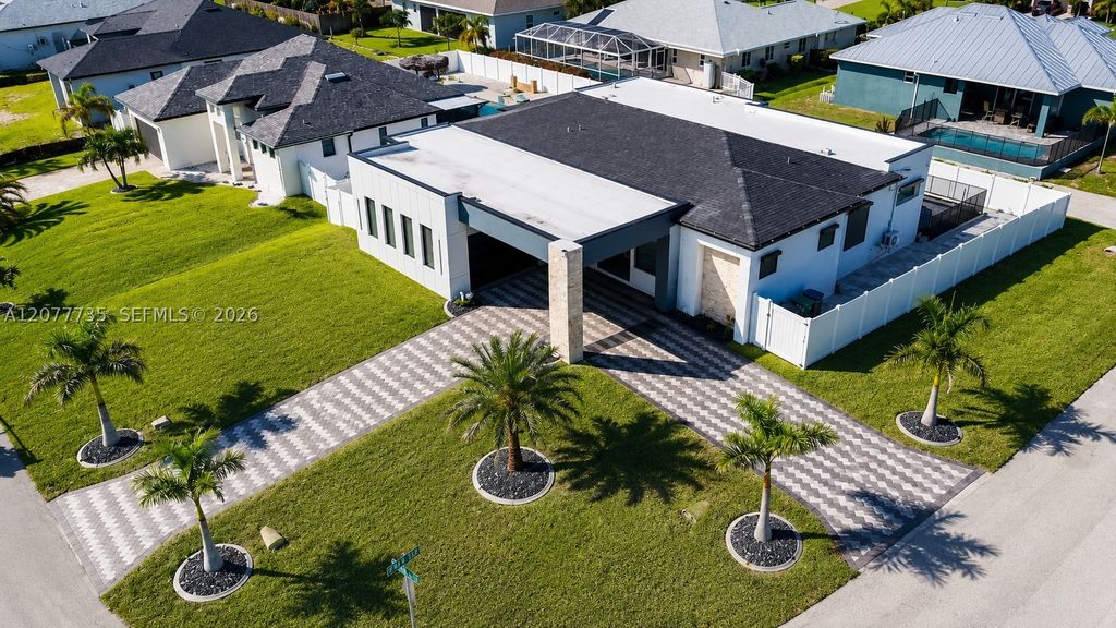 910 NW 38th AVE, Cape Coral, FL 33993