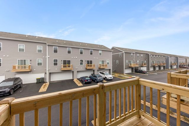 1561 Sequoia Way, Pingree Grove, IL 60140