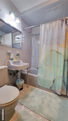 29 Magnolia Avenue, Kearny, NJ 07032