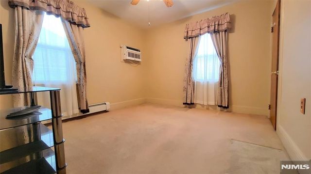 29 Magnolia Avenue, Kearny, NJ 07032