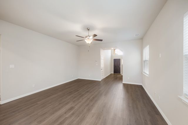 3937 Lakefield Drive, Heartland, TX 75114