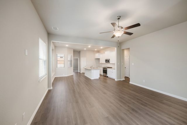 3937 Lakefield Drive, Heartland, TX 75114