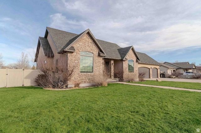 85 S CONSTITUTION DR, Roosevelt, UT 84066