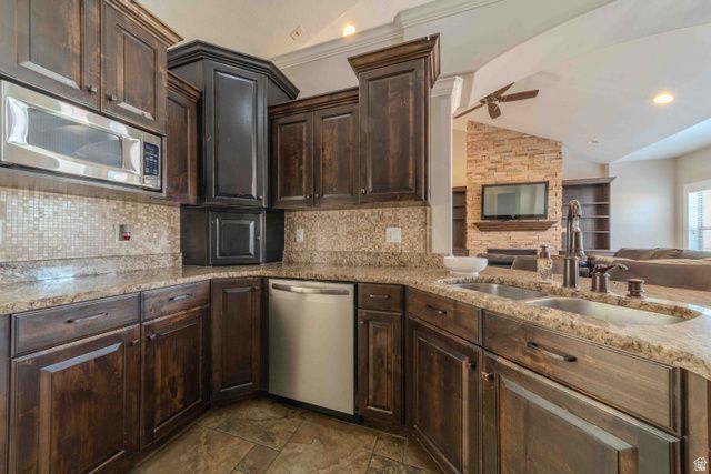 85 S CONSTITUTION DR, Roosevelt, UT 84066