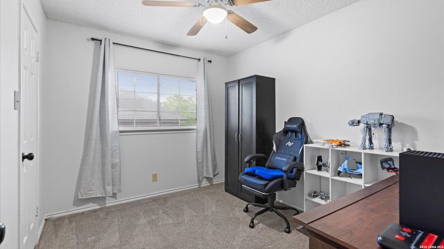 1105 Morningmist Ln, Schertz, TX 78154