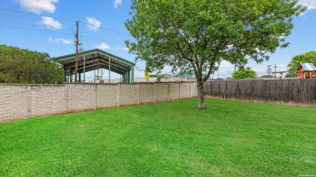1105 Morningmist Ln, Schertz, TX 78154