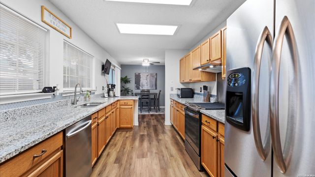 1105 Morningmist Ln, Schertz, TX 78154