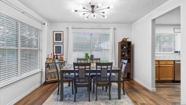 1105 Morningmist Ln, Schertz, TX 78154