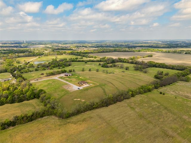3847 Fm 3133, Van Alstyne, TX 75495