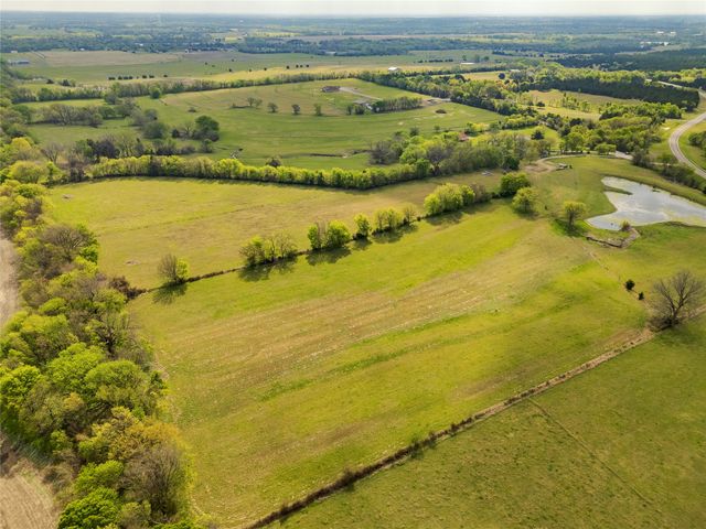 3847 Fm 3133, Van Alstyne, TX 75495