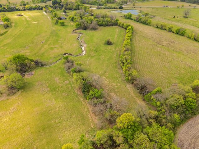 3847 Fm 3133, Van Alstyne, TX 75495