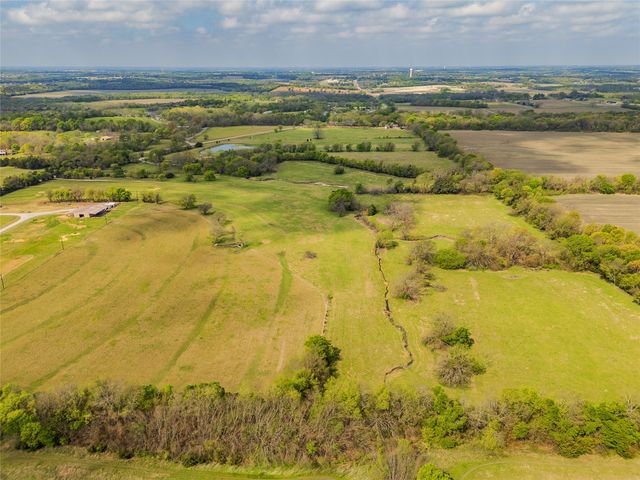 3847 Fm 3133, Van Alstyne, TX 75495