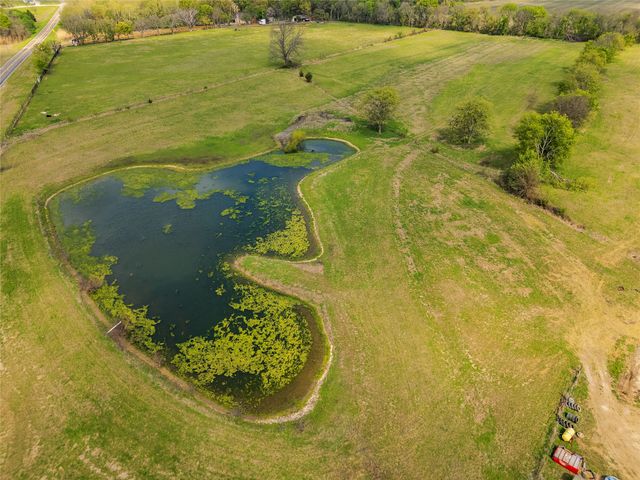 3847 Fm 3133, Van Alstyne, TX 75495