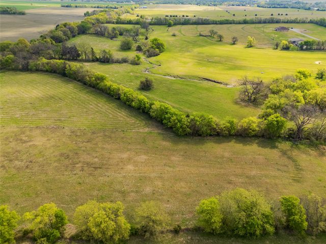 3847 Fm 3133, Van Alstyne, TX 75495