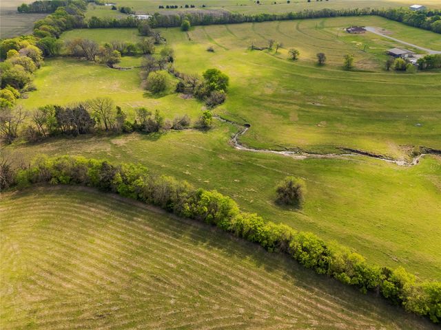 3847 Fm 3133, Van Alstyne, TX 75495