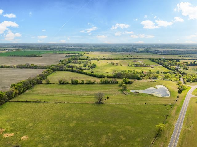 3847 Fm 3133, Van Alstyne, TX 75495