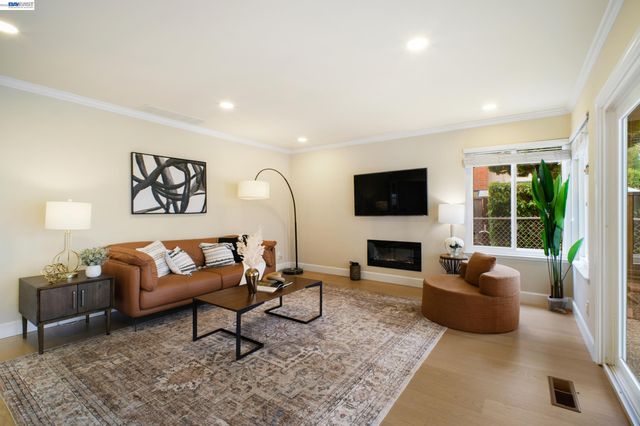 604 Lomond Cir, San Ramon, CA 94583